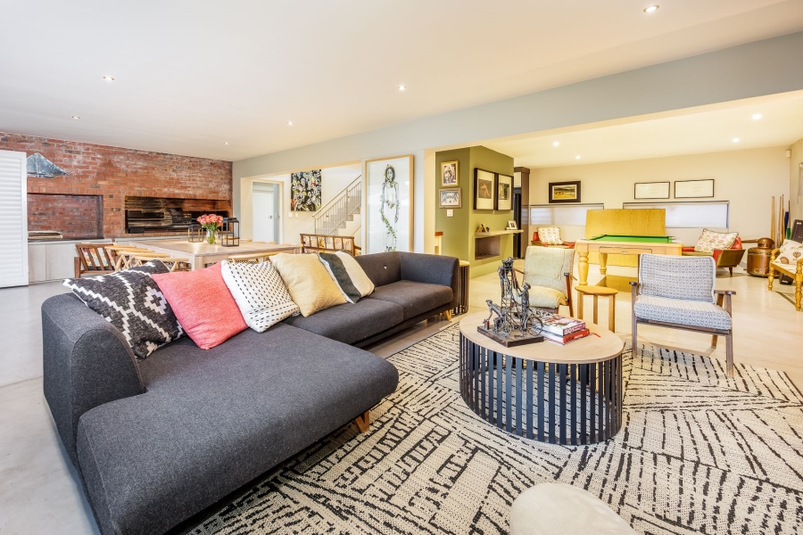 5 Bedroom Property for Sale in Aurora Western Cape